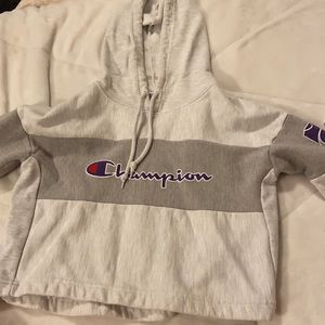 xs champion cropped hoodie, k state logo on sleeve